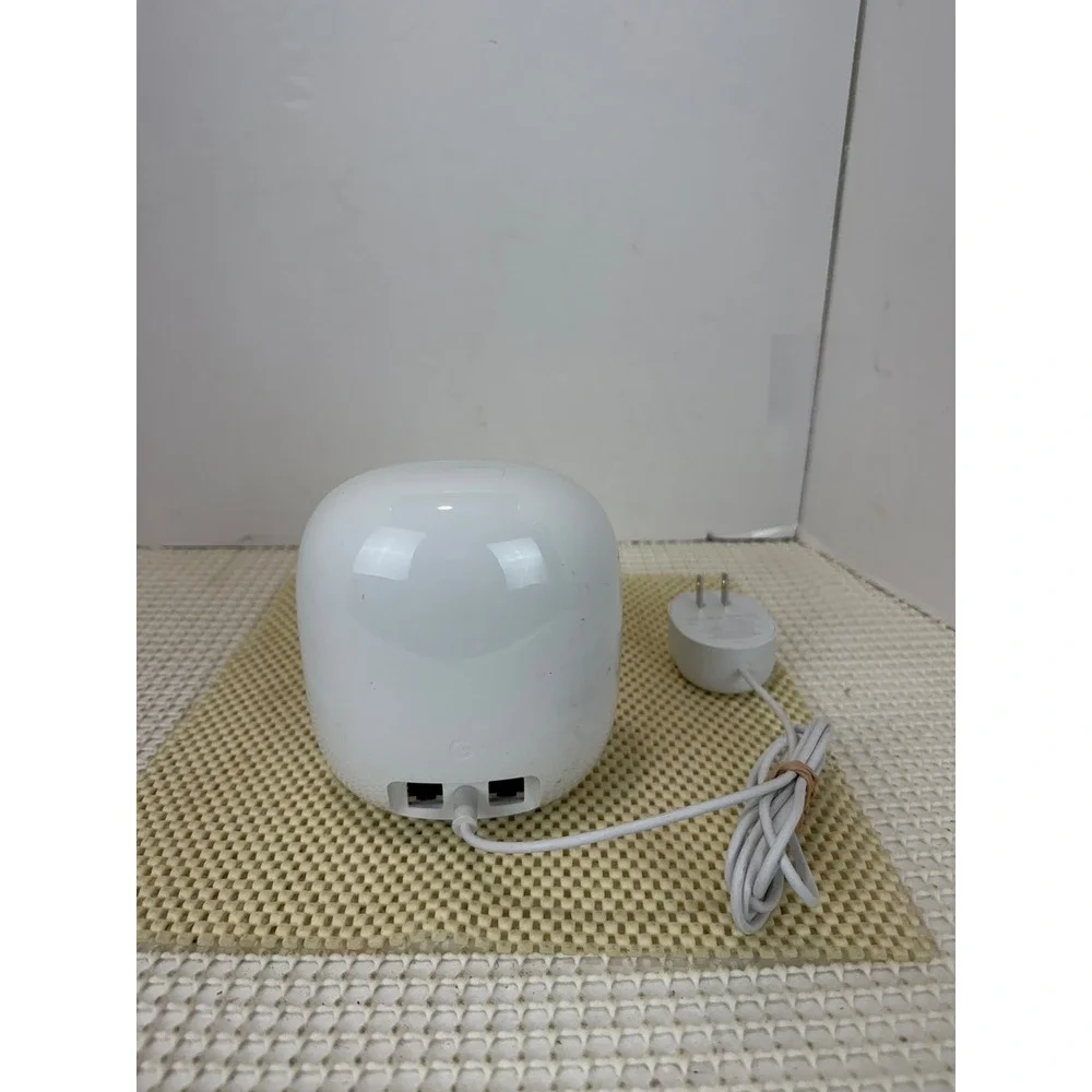 google G6ZUC Wifi White With power adapter White EUC
